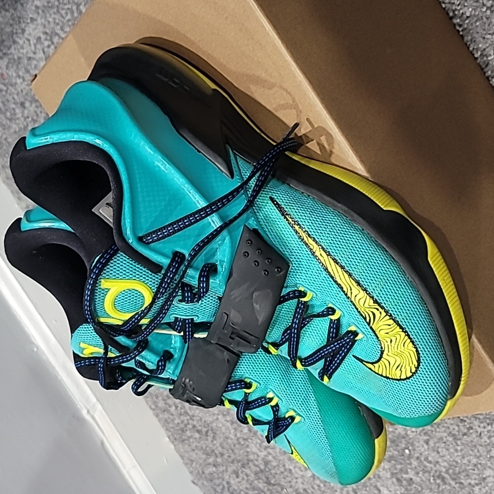 Nike KD 7 Uprising Size 9